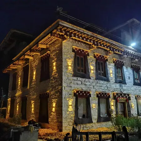 Danba Layagabu Homestay