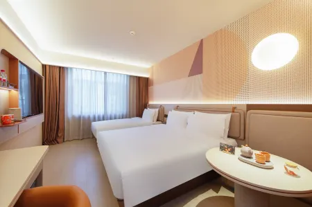 Orange Hotel (Harbin West Dazhi Street Gongda Branch)