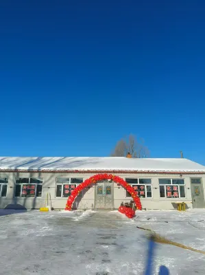 Youjian Xiaowu Chinese Inn