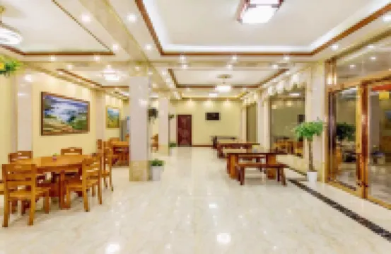 Xiaoyin Hotel in the Mountains (Longji Dayao Village Terraces Observation Deck)