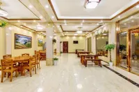 Xiaoyin Hotel in the Mountains (Longji Dayao Village Terraces Observation Deck)