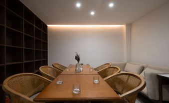 Bowan•Valley  Hotel