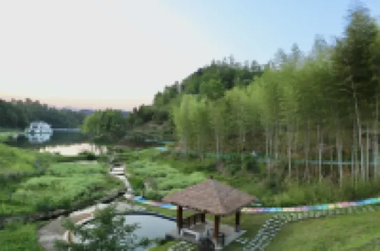 黄山太平湖湖畔喜舍民宿