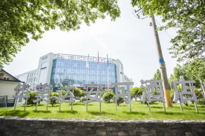 Ramada Encore by Wyndham Linyi Hotels in Linyi