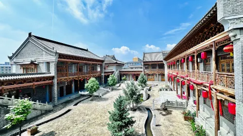 Juxian Hotel - balcony