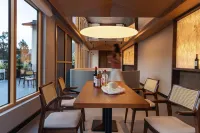 Rongzhuang Hot Spring Resort Hotel