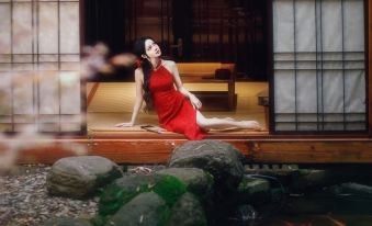 QingXi Zen Courtyard Retreat in Fenghuang