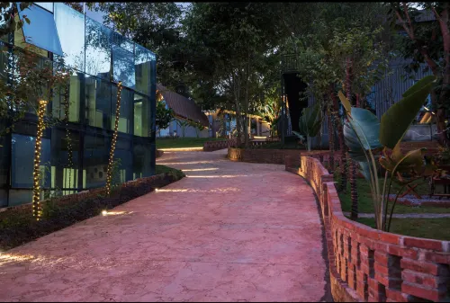Simao District Lantuo Resort