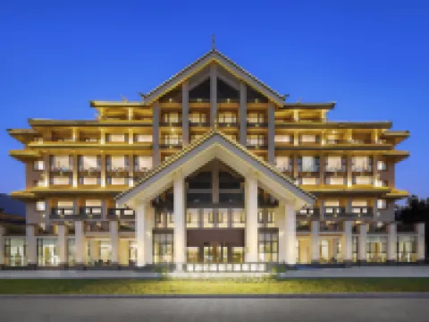 Xinping Jiasa Bosen Holiday Hot Spring Hotel Hotel a Xinping