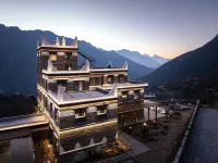 Arro Khampa Rongdrak Resort โรงแรมในตันปา