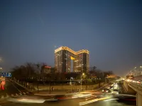 Beijing Zhongguancun Xueyuan Bridge LightResidence Hotel