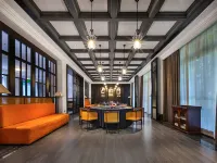 Chikan Ancient Town San Francisco Hotel