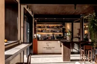 Lingbai · Lanyinshe | Snow Mountain Private Hot Spring Boutique Stay (Baisha Old Town)