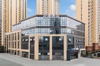 Huanman Hotel - parking