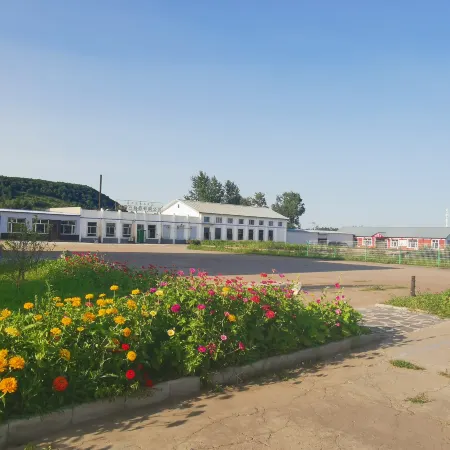 Wudalianchi Yishan Holiday Hotel