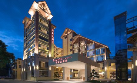 Ramada by Wyndham Chenzhou Dongjiang Lake - Housity