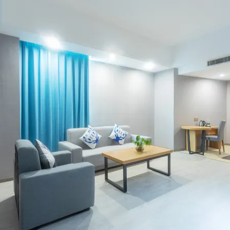 Lanli Baihe Hotel (xindacheng 2 Road)