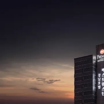 Best Western Premier Gangnam Hotel Отели рядом с достопримечательностью «Флагманский магазин Line Friends»
