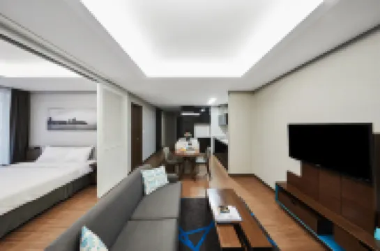 Felix by Stx Hotel & Suite