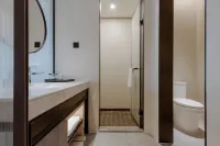 Earl Family Hotel (Mengcheng Tianhe Plaza Store)