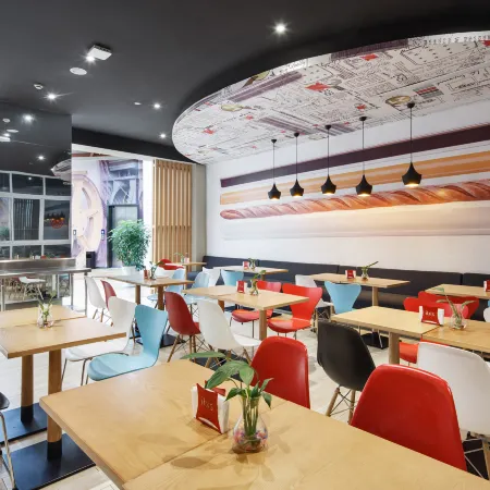 Ibis Hotel (Xuanhan)