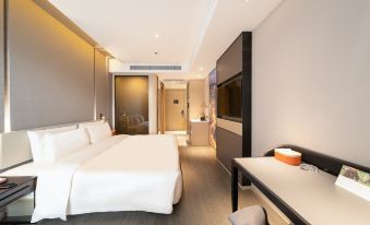 Atour Hotel (Dalian Huanan Plaza)