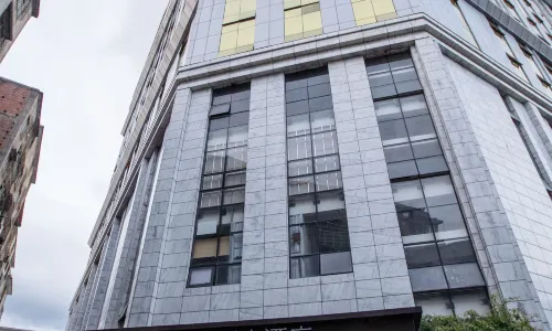 Hejun Yihao Hotel