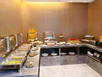 Homeinn Hotel (Xuchang Railway Station Fat Donglai Life Plaza) - sarapan