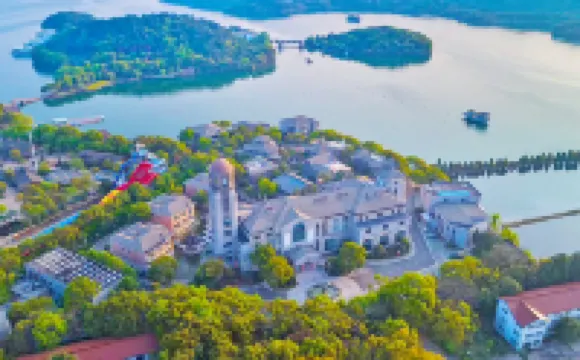 Conversion of Tianmu Lake Jingbo Lake View Resort Hotel
