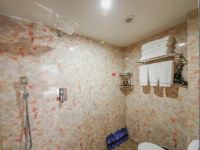 万邦民俗酒店(大同古城墙店) - 三人间