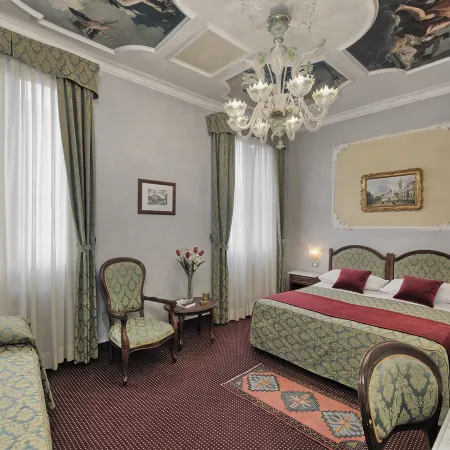 Hotel Pausania