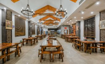 Oriental red hotel in Zhusha ancient town