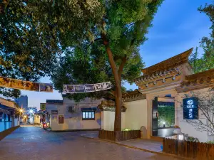 Joying - Beautiful Stay in the Hometown of the Book Saint