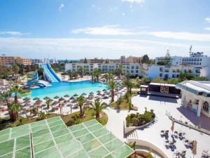 Soviva Resort - Family Only