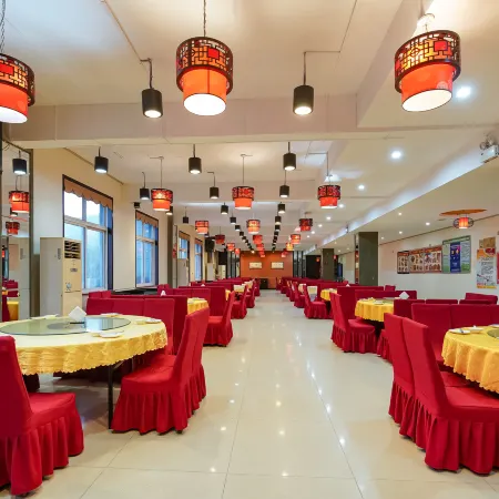 Vienna 3 Best Hotel (Anqing Yuexi)