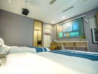 蚌埠湖景商务酒店 - 精致投影房