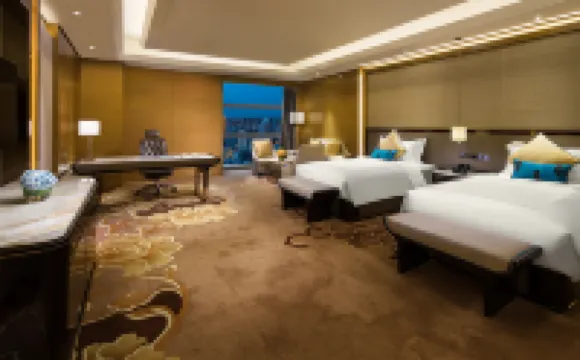 Jin jiang International Hotel Urumqi (Hongshan Park Nanhu Civic Square)