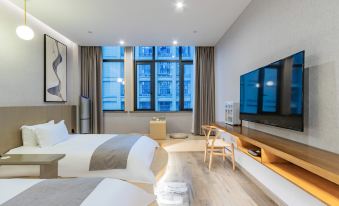 Naliangbo Hotel (Hangzhou Binkang Road Subway Station)
