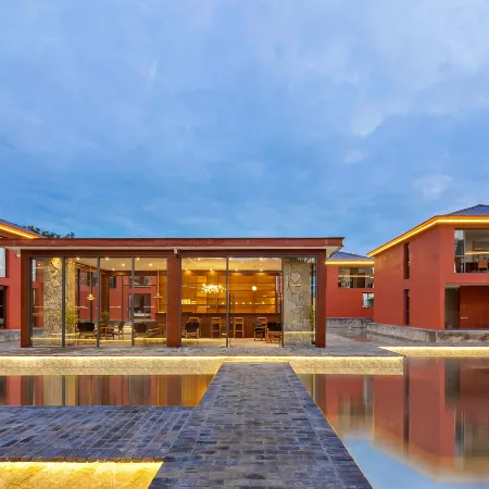 Dulv Hotel