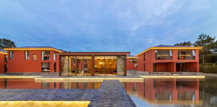 Dulv Hotel