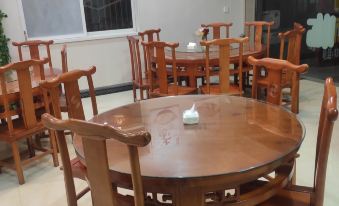 Hong'an Changsheng Street Hotel
