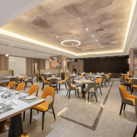 Meiheng Hotel (Urumqi High‑Speed Rail Wanda Plaza Branch)