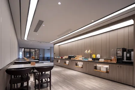 HanTing Hotel (Ganzhou Yudu Railway Station)