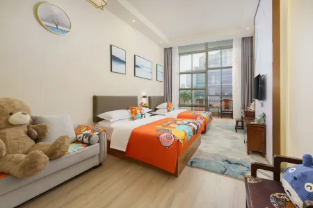 Zijin No.1 Hotel(Wanda Plaza, Guanshan lake, Guiyang) Отели рядом с достопримечательностью «Guizhou Open University (New Campus)»