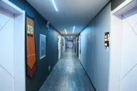 Yunlong E-sports Hotel