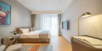 Time ONE International Apartment(Shenzhen KKONE Shopping Center Xiasha Metro Station Branch) - Cloud City View Big Bed Room (lit Double) (WiFi)