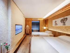 DAO YIN MOUNTAIN HOUSE