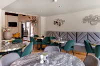 Hotel Royal Bridges - breakfast