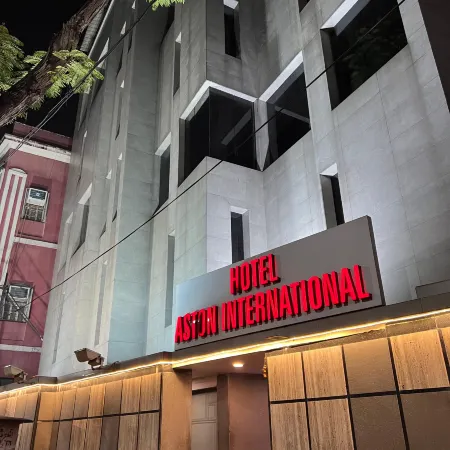 Hotel Aston International Отели рядом с достопримечательностью «Национальная Библиотека»
