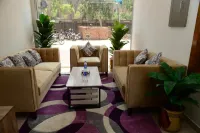 Hotel Deluxe Lahore